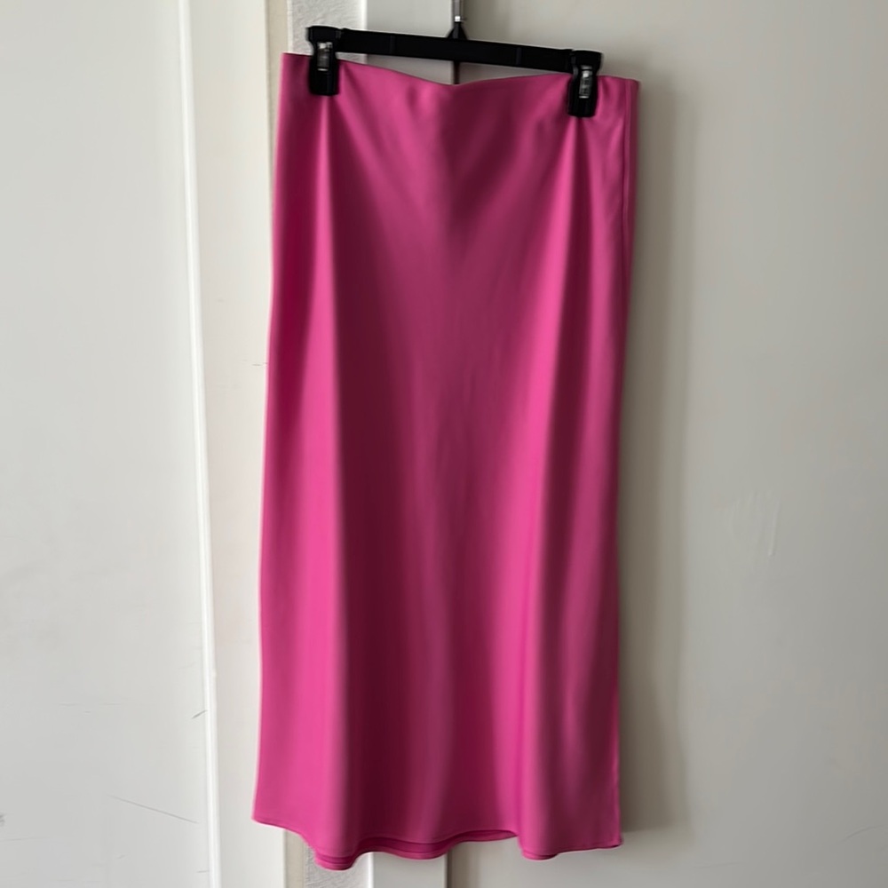 Elegant Pink Skirt
